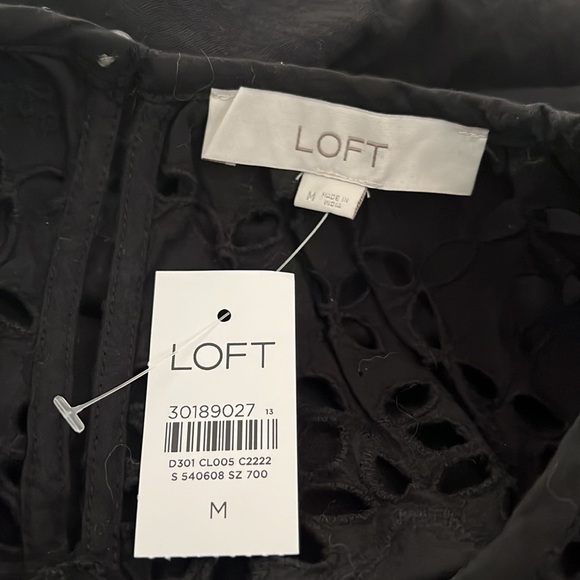 Loft Eyelet Yoke Swing T Top Size Medium NWT - Picture 4 of 8